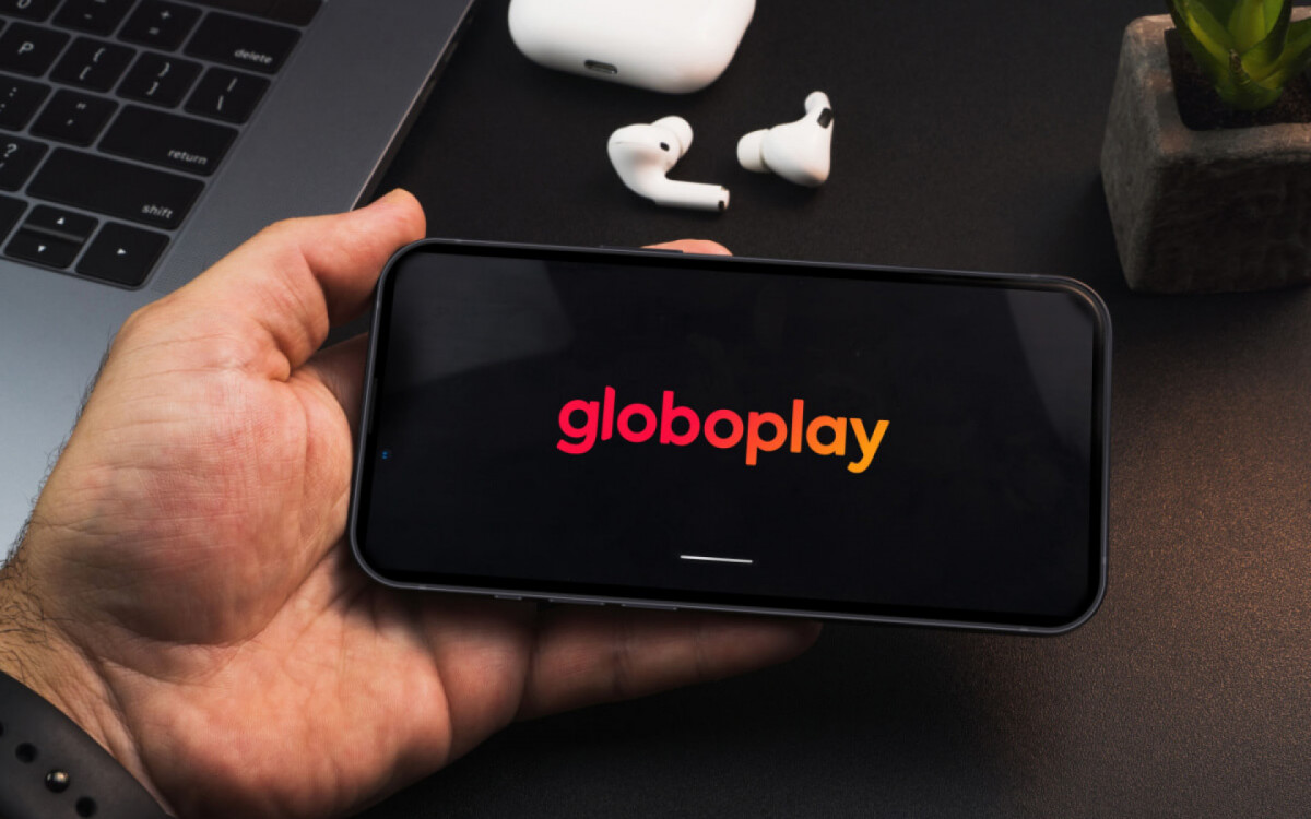 O m&ecirc;s de mar&ccedil;o est&aacute; recheado de estreias e emo&ccedil;&otilde;es no Globoplay (Imagem: Diego Thomazini | Shutterstock)