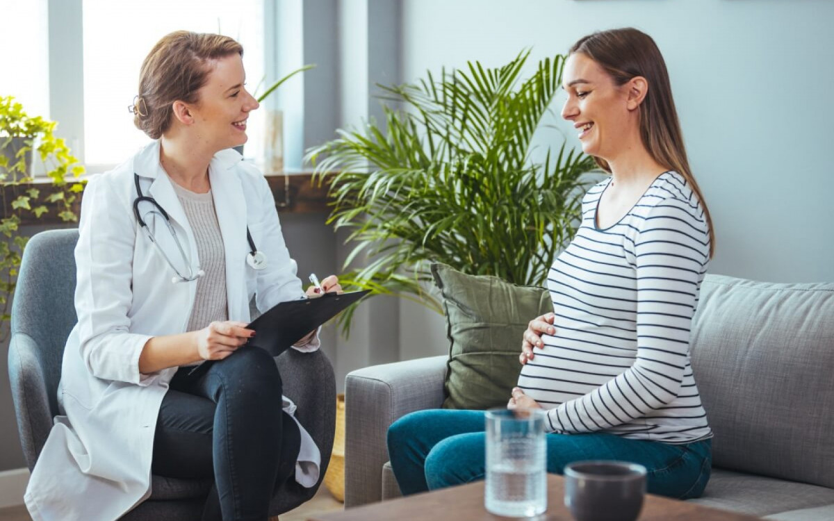 Doen&ccedil;as vasculares tamb&eacute;m podem atingir mulheres gr&aacute;vidas (Imagem: Dragana Gordic | Shutterstock)