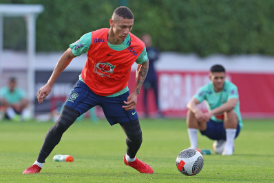 Richarlison não participa de treinamento da seleção brasileira
