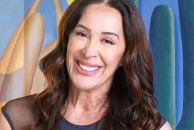 Claudia Raia indica 'remédio' para fãs na menopausa: 'Se toca, boba'