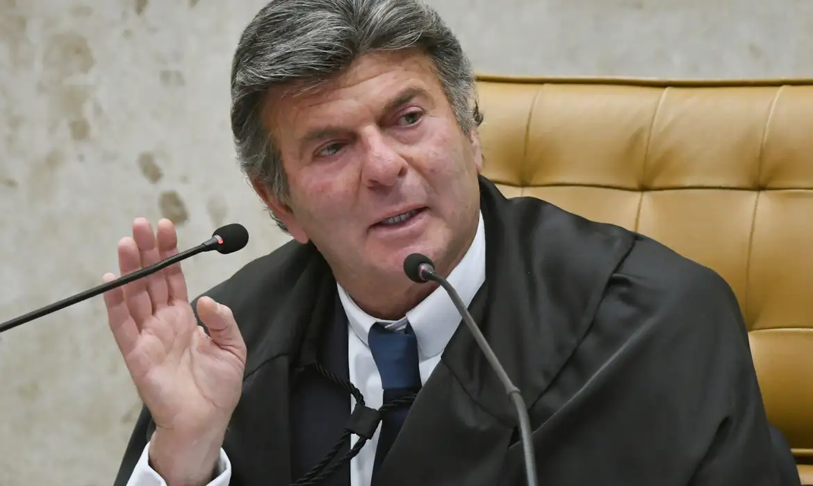 Fux nega habeas corpus para evitar pris&atilde;o de Robinho