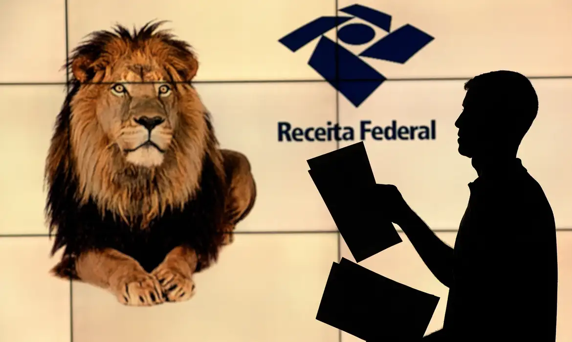 Receita recebe mais de 5 milh&otilde;es de declara&ccedil;&otilde;es do Imposto de Renda