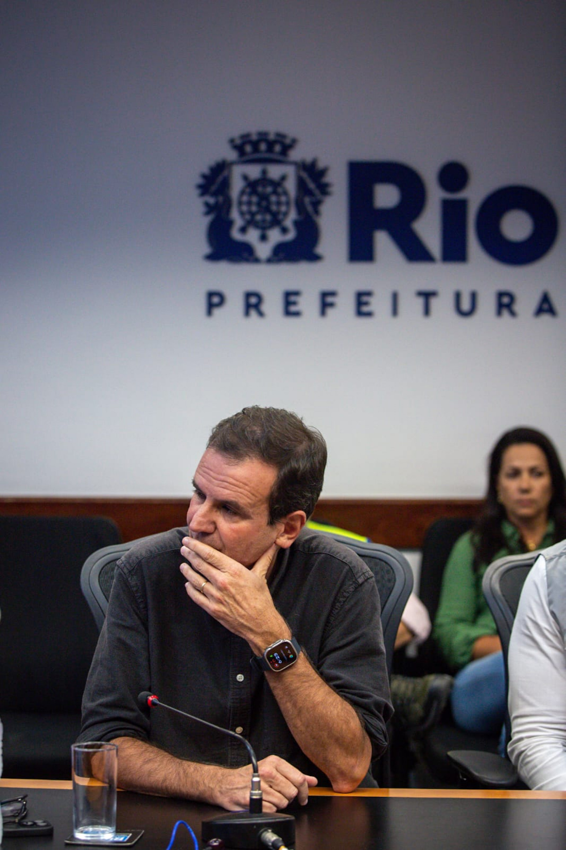 Eduardo Paes realizou coletiva para explicar detalhes da operação de prevenção a chuva no Rio - Renan Areias / Agência O Dia