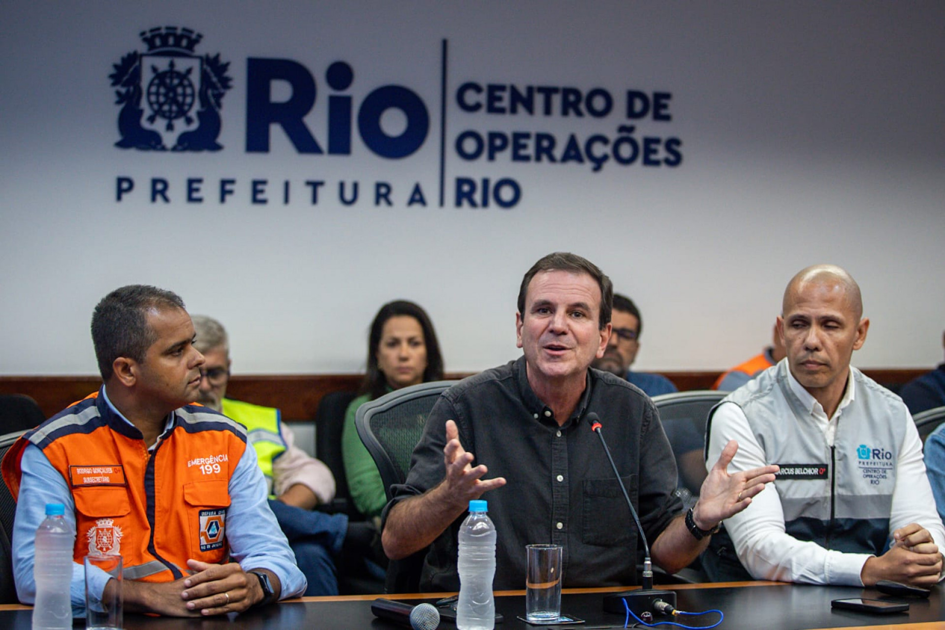 Eduardo Paes realizou coletiva para explicar detalhes da operação de prevenção a chuva no Rio - Renan Areias / Agência O Dia