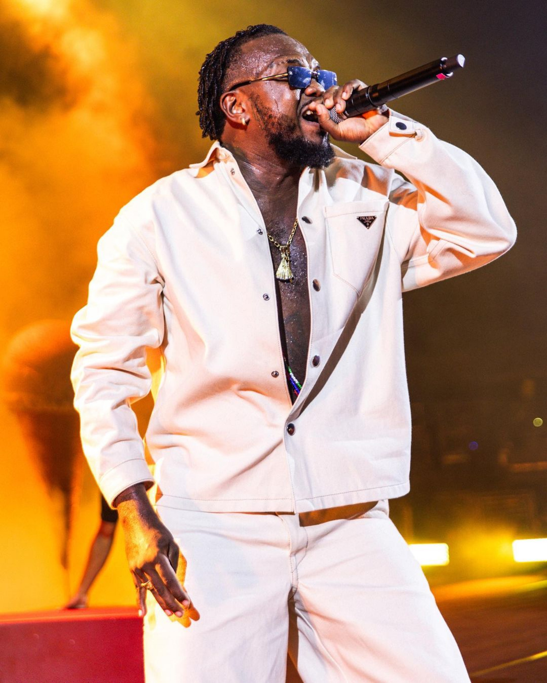 Djonga vibra com sucesso da nova turnê, 'Inocente Demotape' - Reprodução