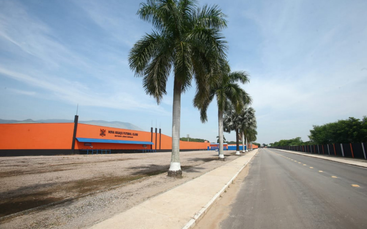 A entrada da sede do Nova Iguaçu Futebol Clube - Cleber Mendes / Agência O Dia