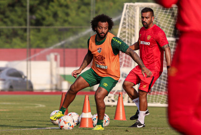 Marcelo mostra evolução física e anima o Fluminense