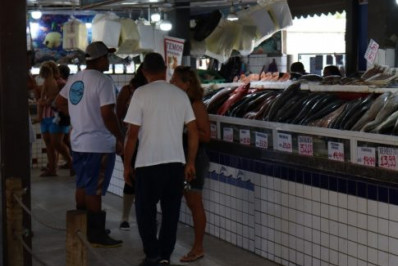 Mercado do peixe de São Pedro da Aldeia tem funcionamento especial para a Semana Santa 