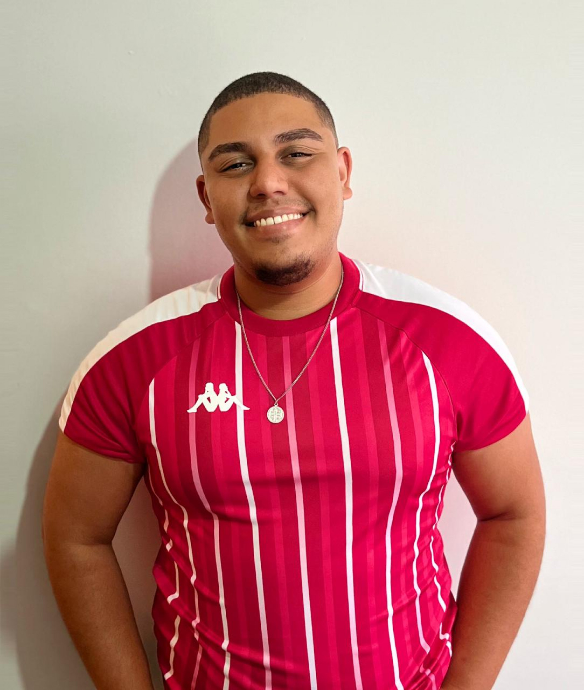 Guilherme Estev&atilde;o, novo carnavalesco da Parque Acari