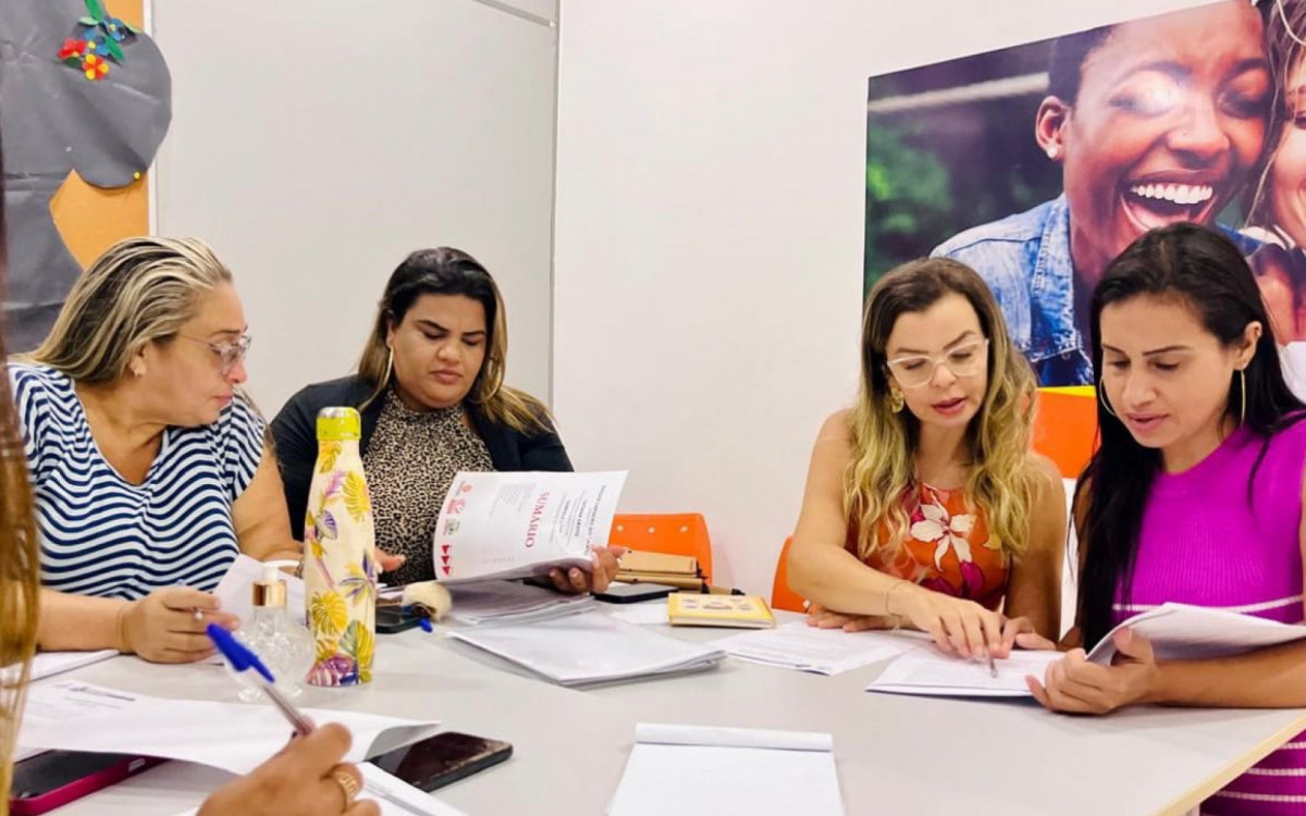 A coordenadora do CEAMBEL, Gabriele Lima (segunda da esquerda para a  direita) destacou a importância dos resultados