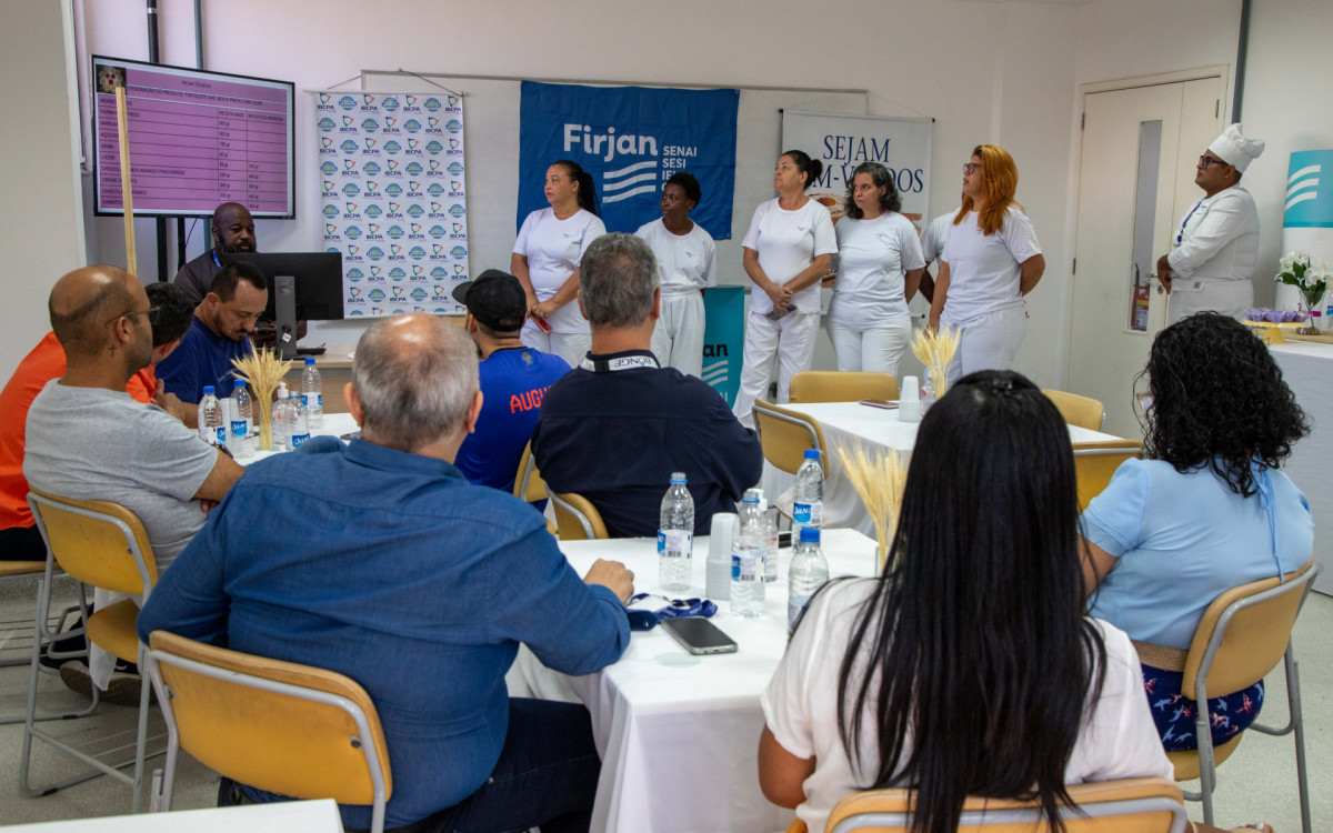 Firjan SENAI Caxias e Simapan formam primeira turma do curso de Panificação e Confeitaria do ano - Divulgação