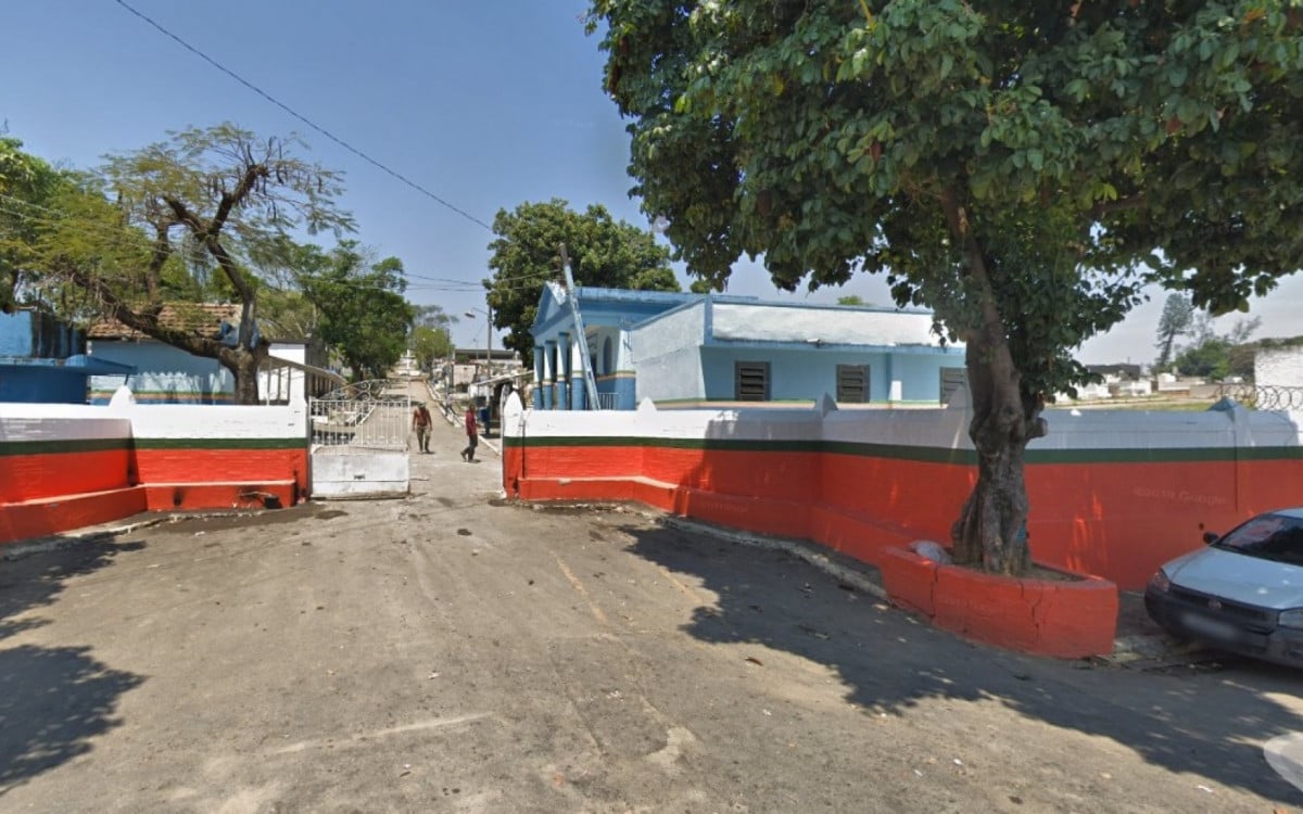 Entrada do Cemitério Municipal de Olinda, em Nilópolis - Reprodução / Google Street View
