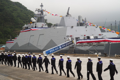 Taiwan faz teste de defesa aérea após incursões militares chinesas