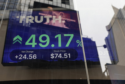 Empresa da rede social de Trump dispara em estreia na bolsa