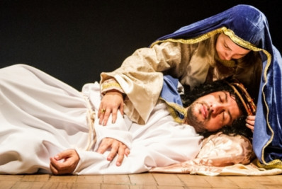 Espetáculo de talentos locais na encenação da Paixão de Cristo