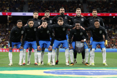 Agasalhos pretos da Seleção serão doados para o combate ao racismo