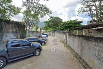 Homem é morto a tiros no Anil