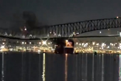 Queda de ponte nos EUA: navio emitiu pedido de socorro antes da colisão
