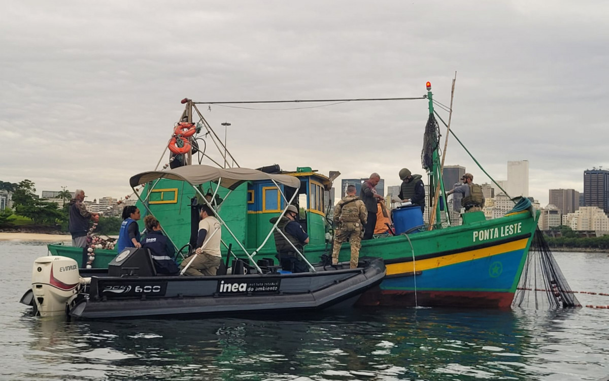 PF prendeu pescadores em flagrantes - Divulgação / PF