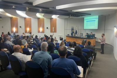 Gestores de Macaé recebem treinamento sobre Plano de Contratações Anual para 2025