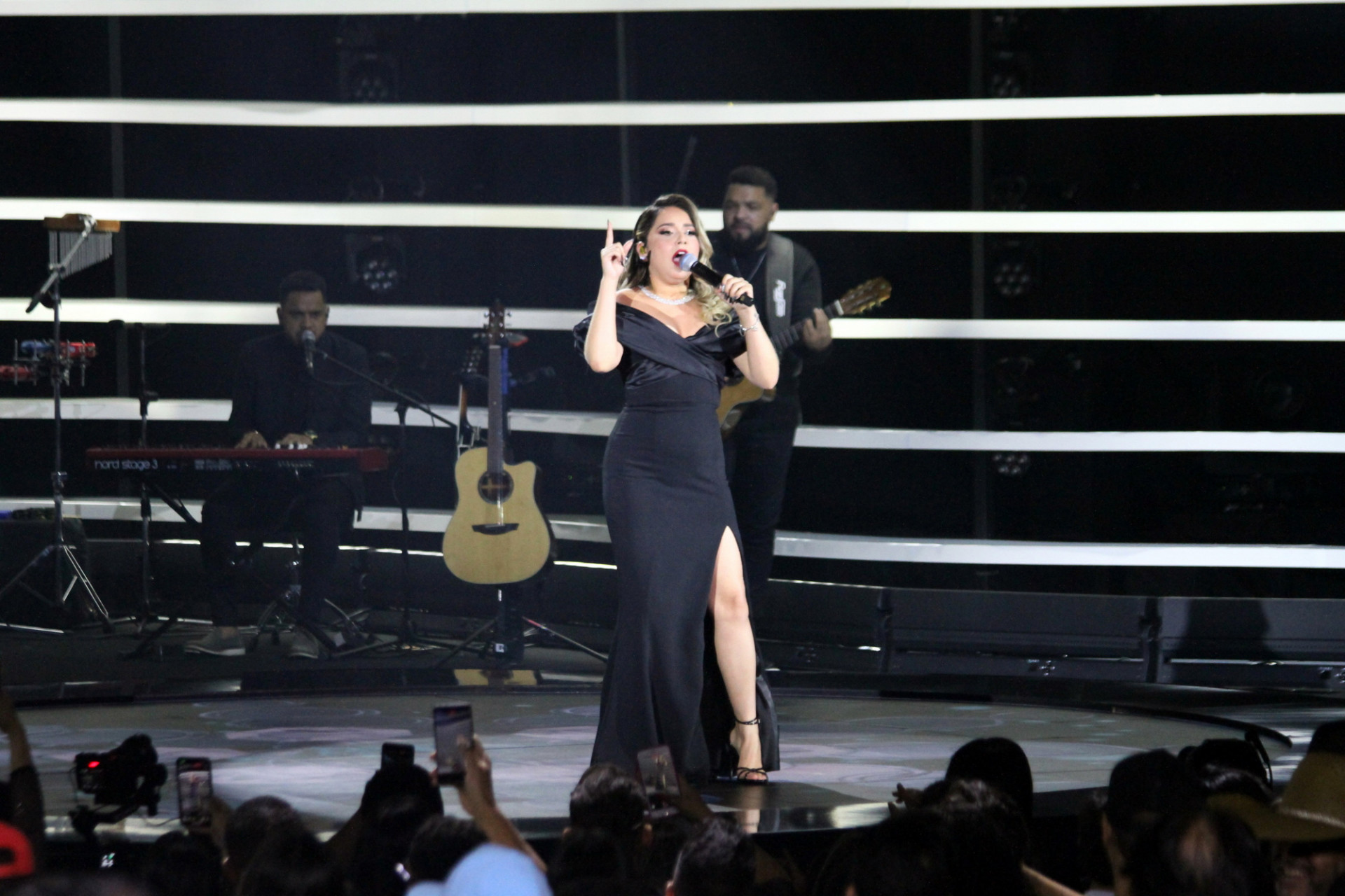 Helen Ganzarolli e mais famosos marcam presença em gravação do DVD de ex-The Voice Kids, Marília Tavares - Divulgação/ Graça Paes