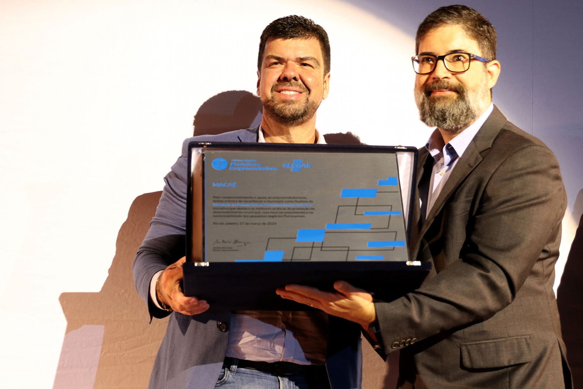 Cerim&ocirc;nia de Premia&ccedil;&atilde;o aconteceu no Rio de Janeiro e munic&iacute;pio concorreu com o projeto Cart&atilde;o Educa Mais - Foto: Divulga&ccedil;&atilde;o