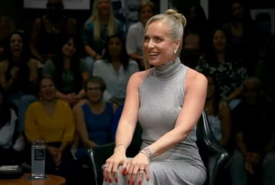 Angélica relembra gafe em parque aquático em Dubai: 'Mamilo para fora'