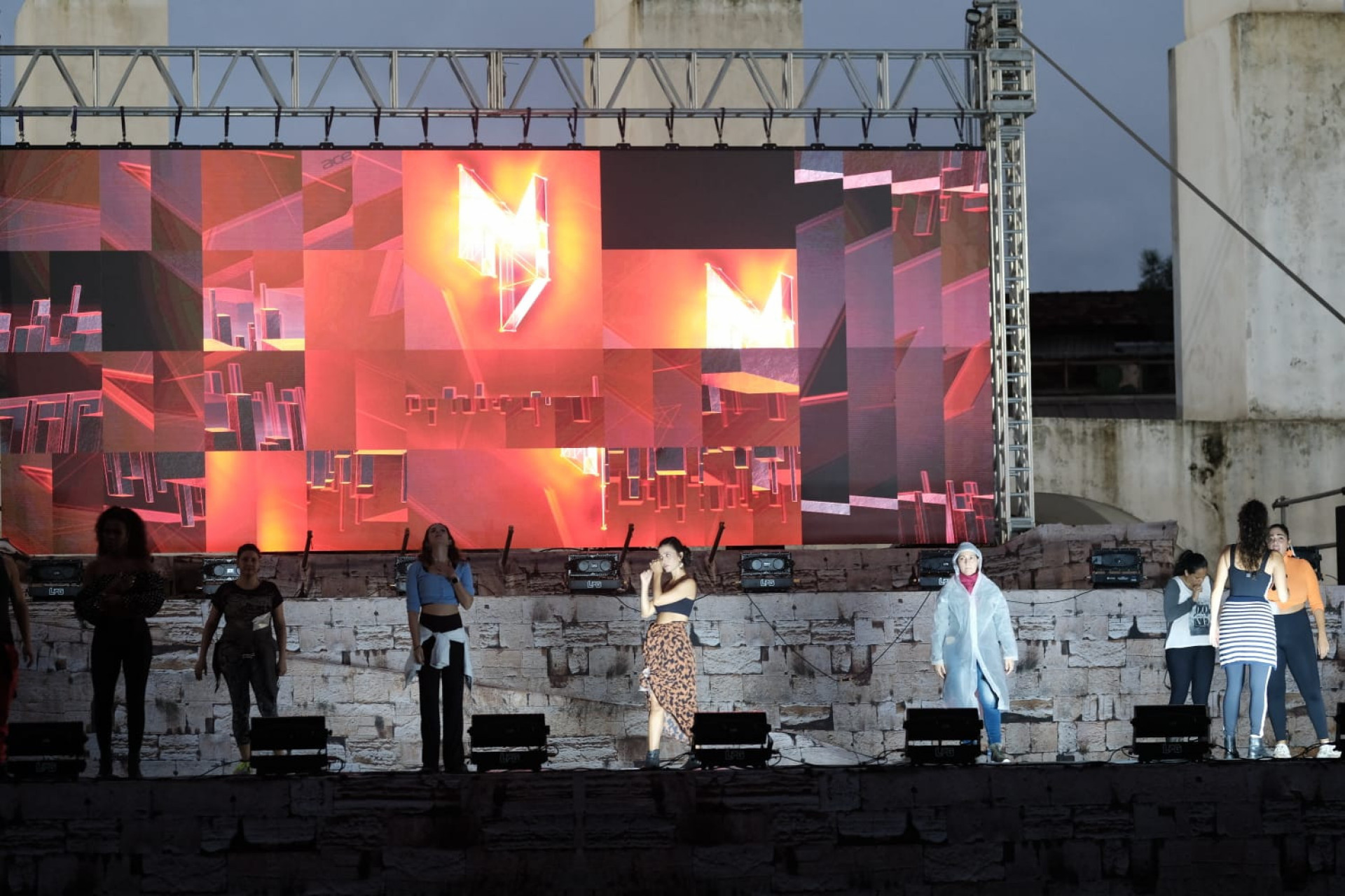 Ensaio para o Auto da Paixão de Cristo, nos Arcos da Lapa, nesta quinta-feira (28) - Pedro Ivo / Agência O Dia