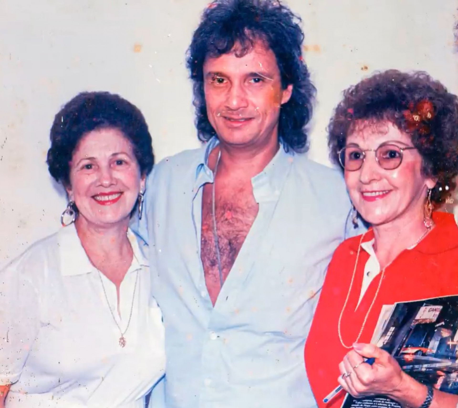 Gercy e a irmã, Maria, durante um encontro com Roberto Carlos - Reprodução do Instagram