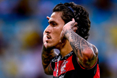 Pedro celebra gol 13 mil do Flamengo e lamenta suspensão de Gabigol: 'Ninguém esperava'