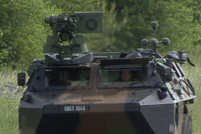 França entregará veículos blindados à Ucrânia, diz ministro da Defesa