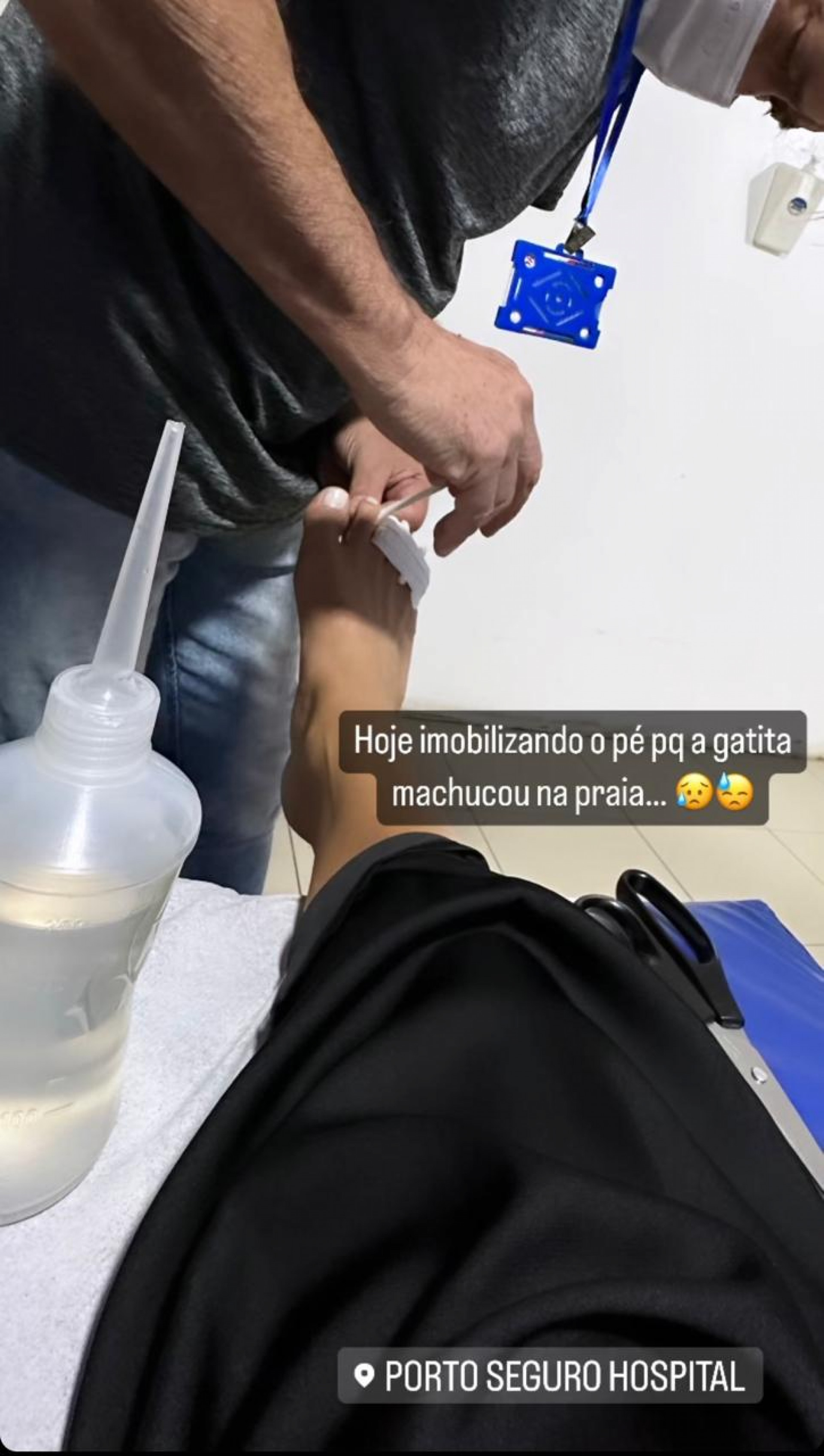 Erika Schneider se acidenta durante viagem e é levada ao hospital 
 - Reprodução / Instagram 