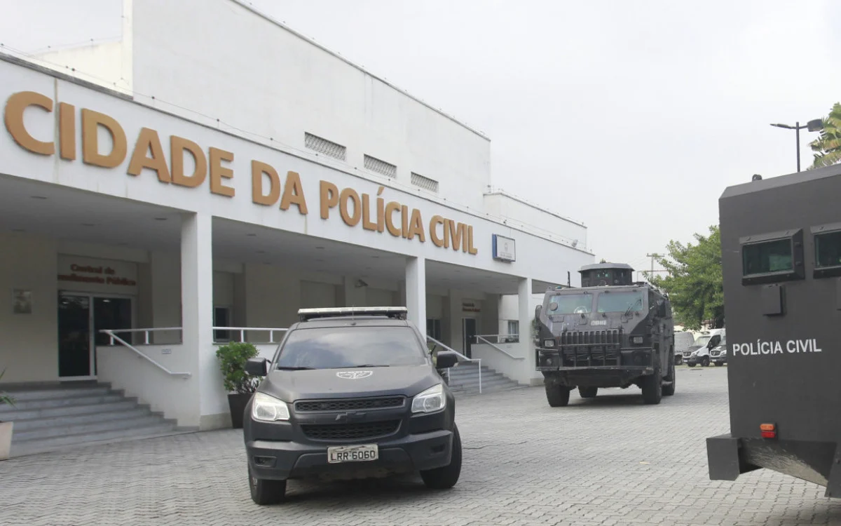 Equipamento foi furtado de dentro da Cidade da Polícia, em fevereiro do ano passado - Arquivo / Reginaldo Pimenta / Agência O Dia