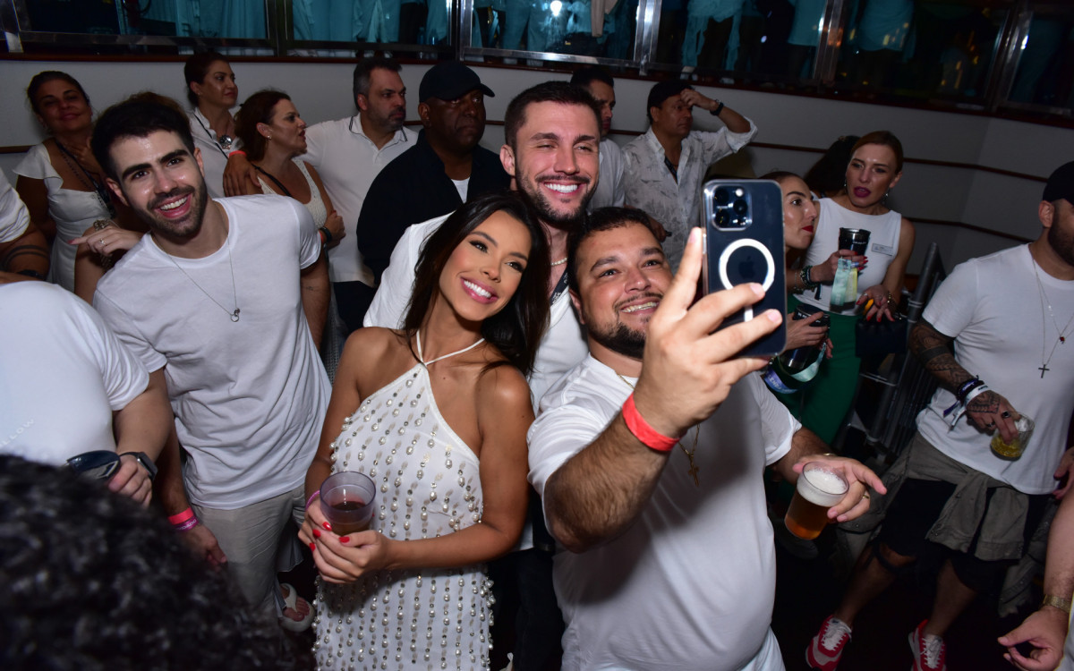 Ivy Moraes e Arthur Picoli