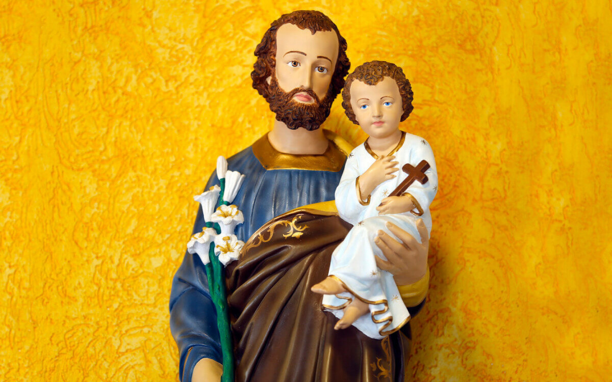 Conforme as escrituras, São José é conhecido como um homem justo e trabalhador dedicado (Imagem: Sidney de Almeida | Shutterstock) 