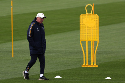 Ancelotti vê vantagem do Real contra o City e exalta brasileiro: 'Um dos melhores do mundo'