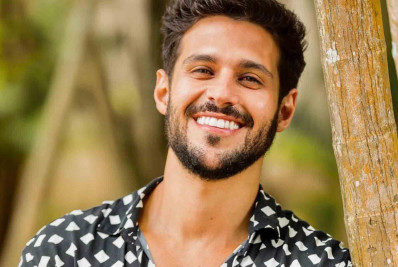 Rodrigo Mussi relembra acidente de carro há dois anos: 'Renascimento'