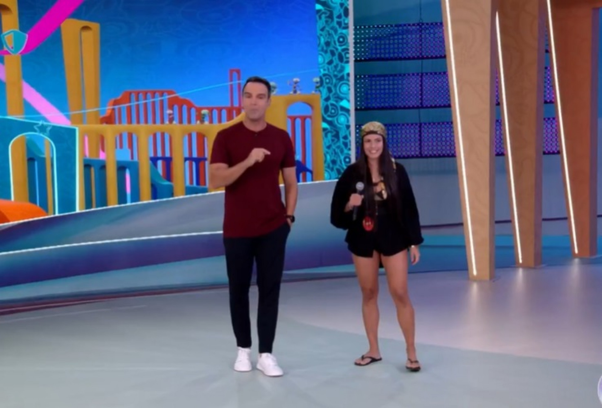 Tadeu Schmidt e Fernanda
  - Reprodução de vídeo / TV Globo