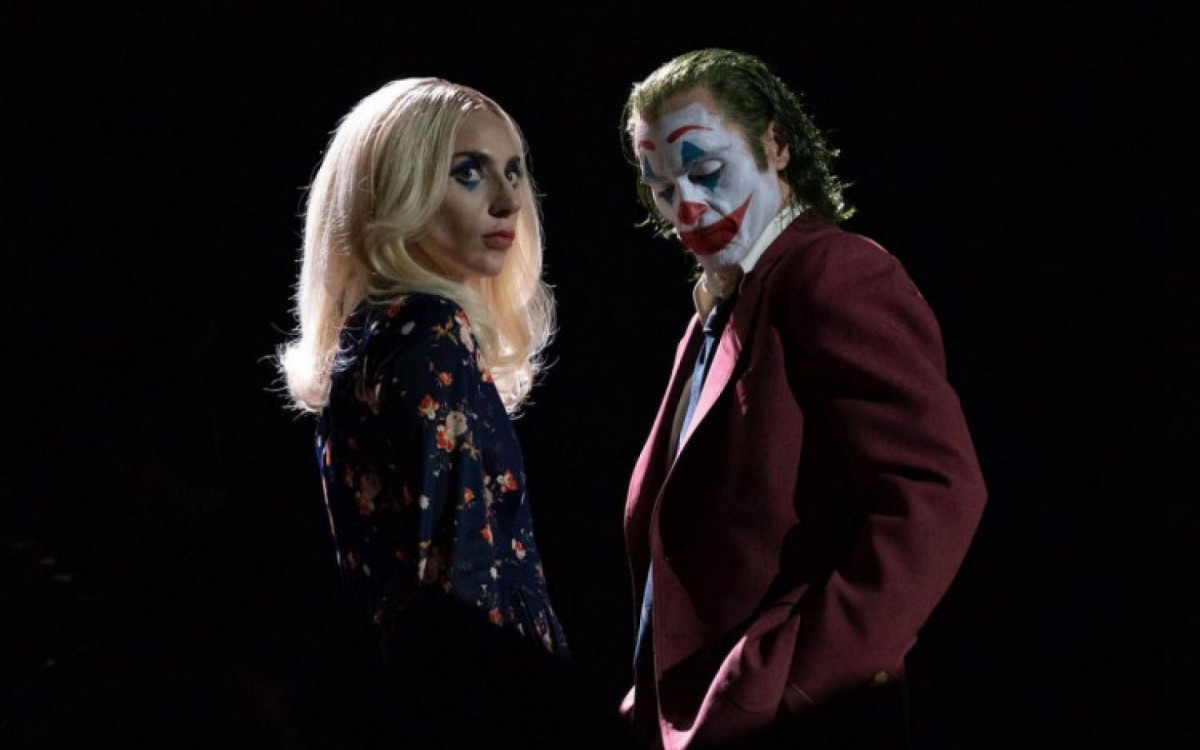 Lady Gaga e Joaquin Phoenix em Coringa: Delírio a Dois
