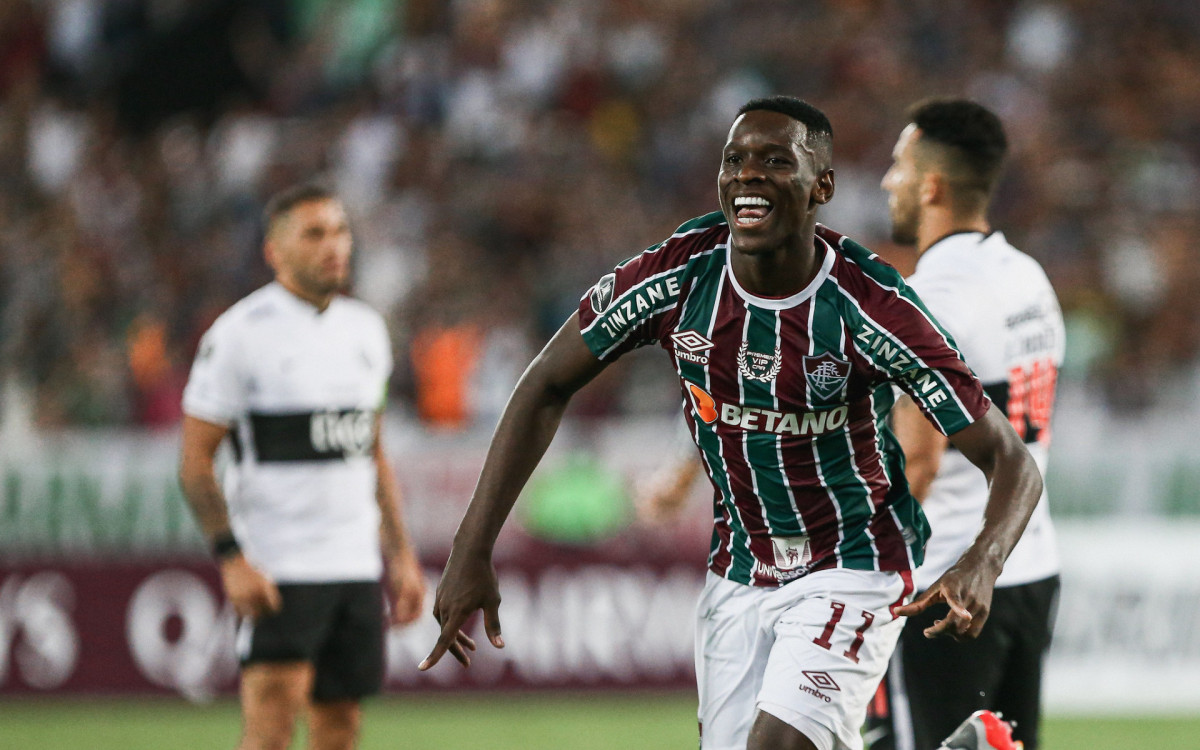 Luiz Henrique comemorando gol do Fluminense na Libertadores 2022