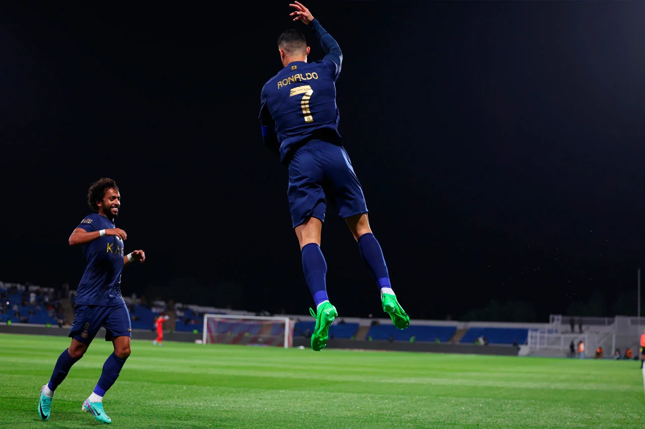 Cristiano Ronaldo só joga o 1º tempo e faz hat trick: Nassr 8 a 0