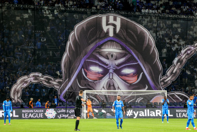 Torcida do Al-Hilal faz mosaico 3D do game Mortal Kombat; confira imagens