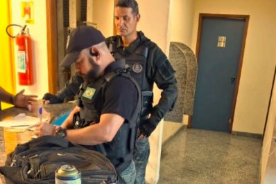 Casa Cai: Suspeitos de pichar escola são detidos pela GCM em Rio das Ostras