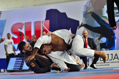 Lutas de alto nível e título da Double Five marcam Sul Americano de Jiu-Jitsu Desportivo
