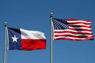 Texas processa migrantes por 'motim'