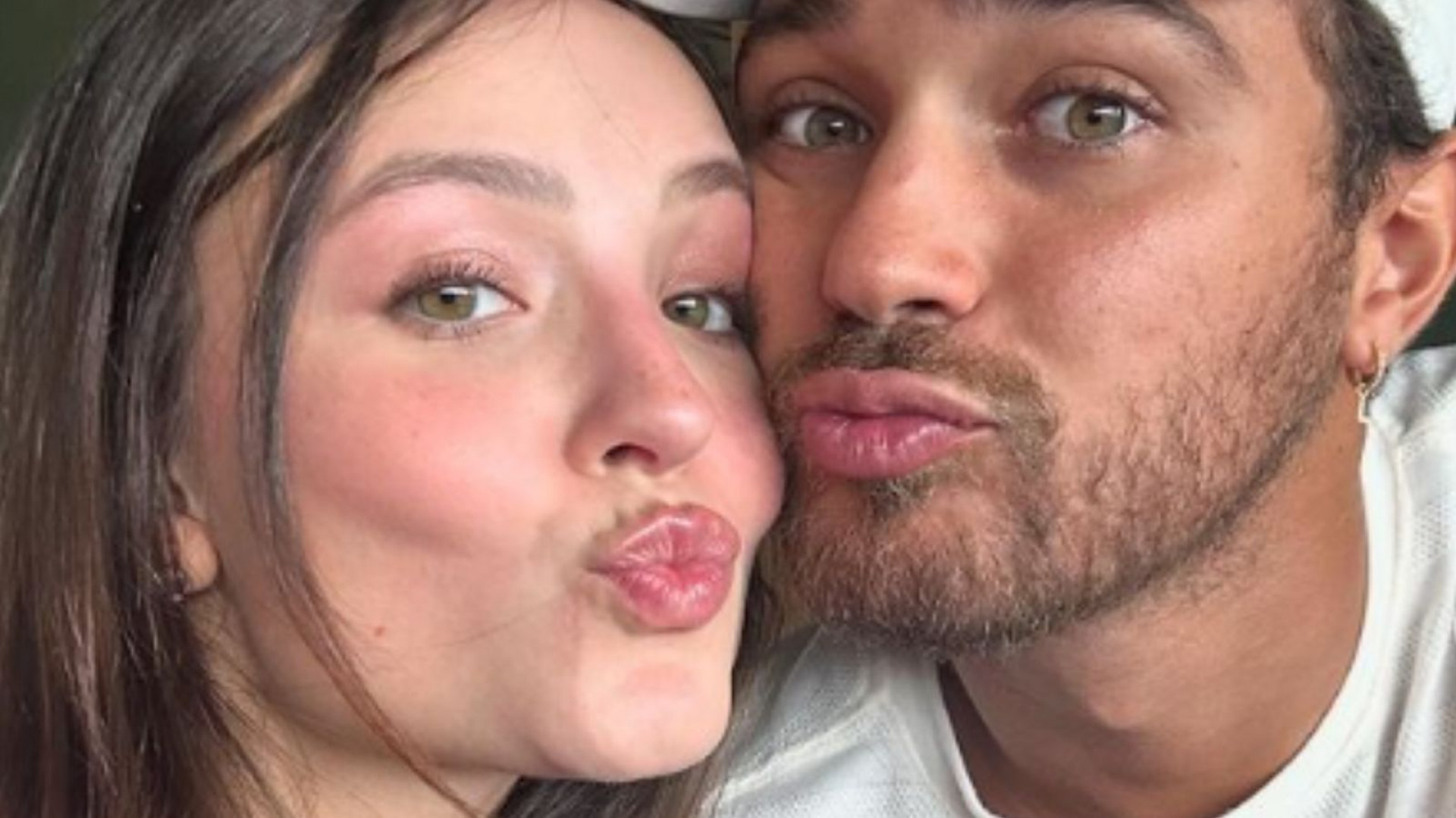 Larissa Manoela e Andr&eacute; Luiz Frambach - Reprodu&ccedil;&atilde;o/Instagram