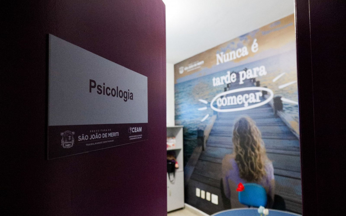 Equipamento conta com assistentes sociais, psicólogas e advogadas