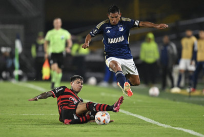 Flamengo sofre na estreia da Libertadores com noite ruim de Pulgar e ausência de De La Cruz