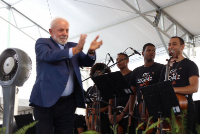 Programa Aprendiz se apresenta para Lula em evento na cidade