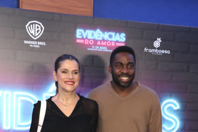 Lázaro Ramos, Ingrid Guimarães e mais famosos prestigiam pré-estreia de filme no Rio